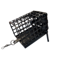 wirek-koszyk-zanetowy-rzeczny-z-kolcami-prostokatny-70g-4725