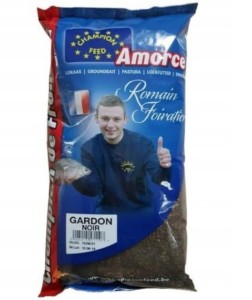Zanęta Champion Feed RF Gardon Noir 1kg